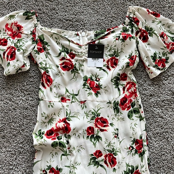 Romantic off the shoulder TOPSHOP dress. - Picture 2 of 3